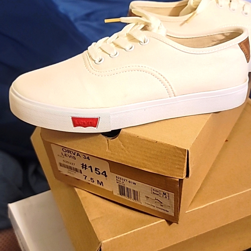 Lewis white rula sneakers size  7.5